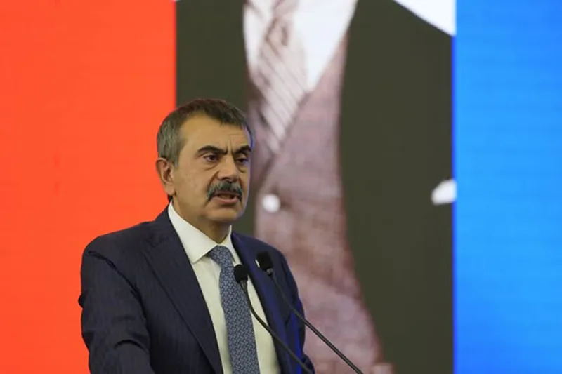 Milli Eğitim Bakanı Tekin: Müfredatımıza milli ve manevi değerleri yerleştirdik