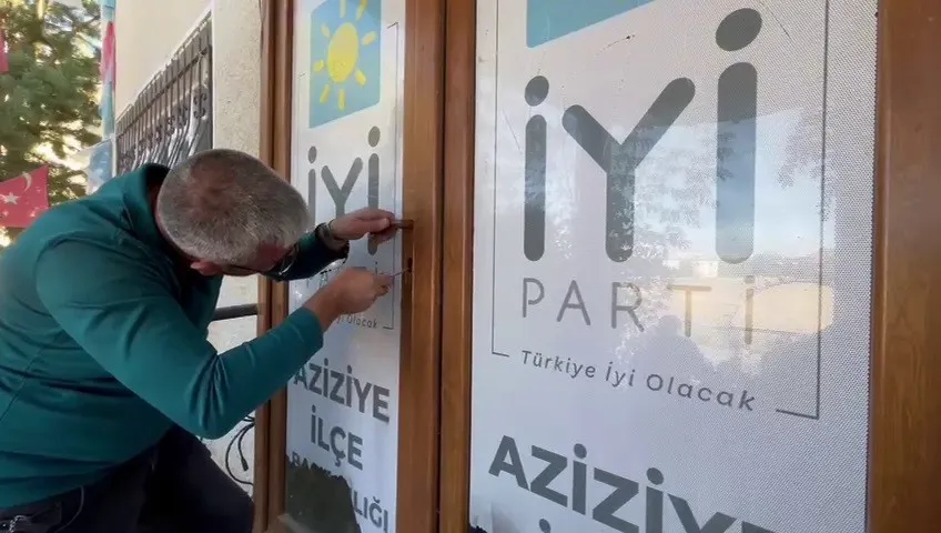 İYİ Parti Aziziye İlçe Başkanlığı icralık oldu: Ev sahibi villaya polisle girdi