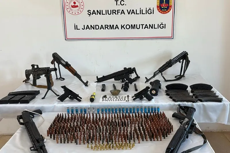 Şanlıurfa’da tarihi eser ve silah ele geçirildi: 3 gözaltı