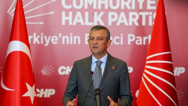 Özgür Özel’e yumruklu saldırıda karar: Sanığa 12 ay hapis