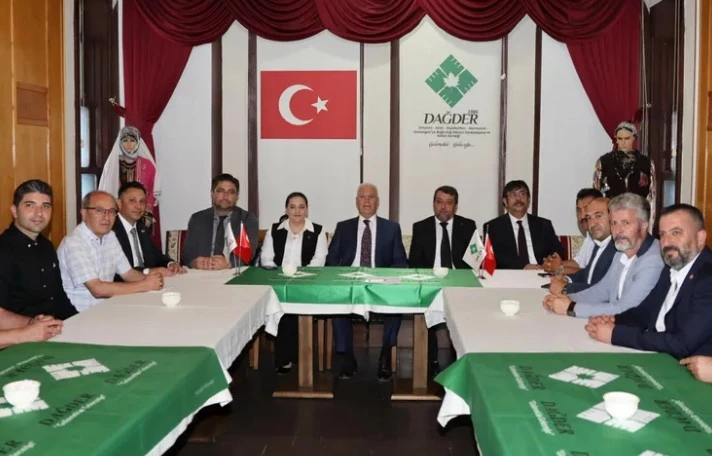 Bozbey, Gençlere Destek Sözü Verdi