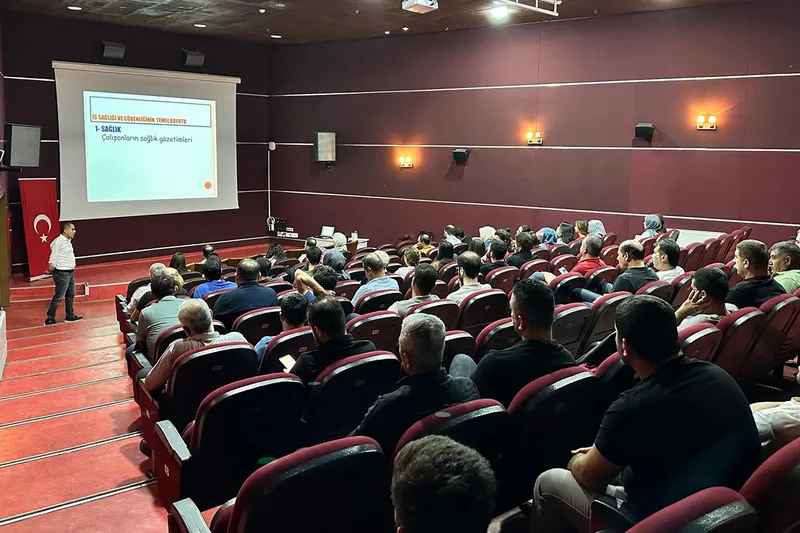 Batman Aile ve Sosyal Hizmetler personeline iş sağlığı ve güvenliği eğitimi