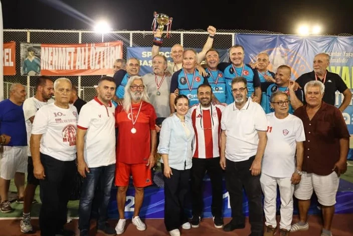 Antalya’da Ayak Tenisi Turnuvası Heyecanı Sona Erdi