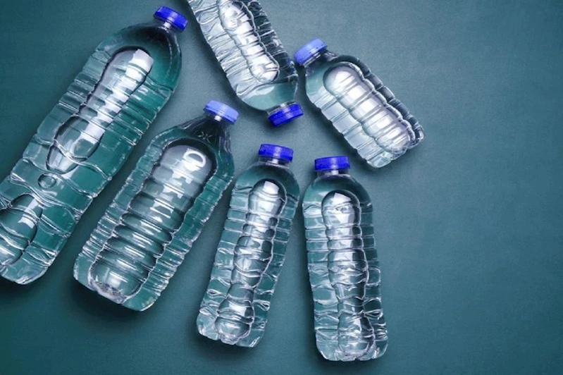 Uçuşlarda yolculara ücretsiz su hizmeti başlıyor