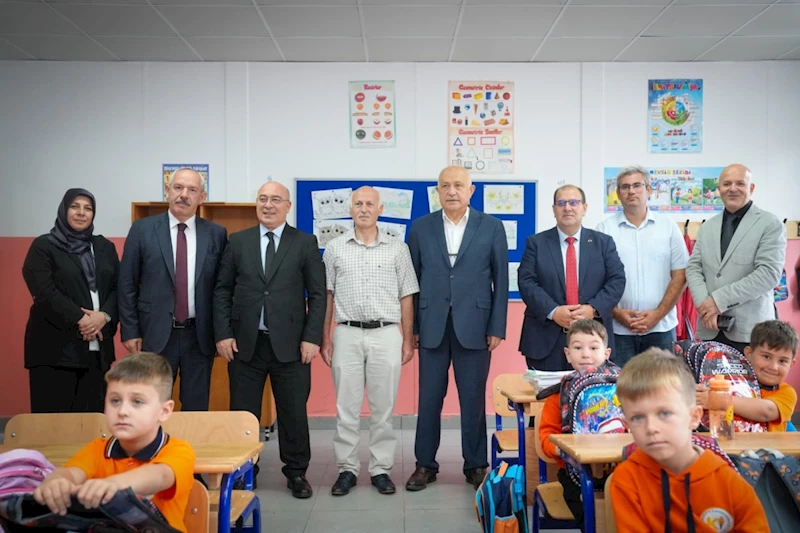 Trabzon’da Yeni Eğitim Yılı İlk Ders Ziliyle Açıldı