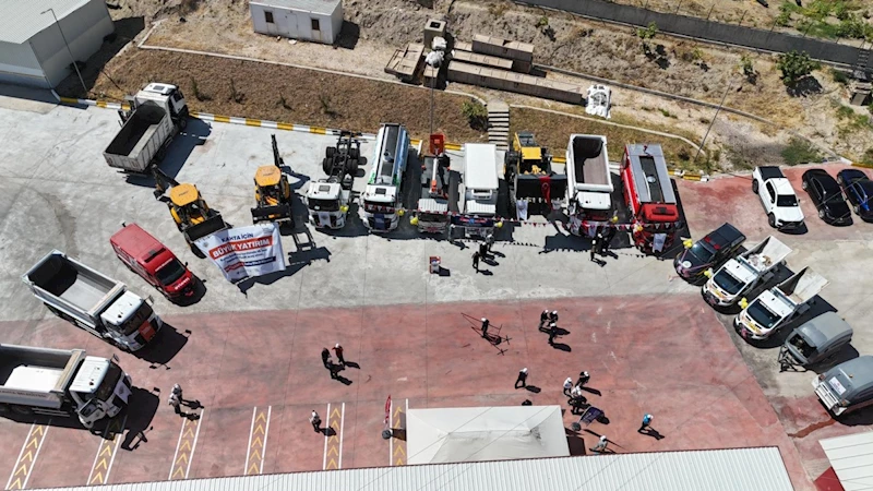 Kahta Belediyesi tarihinin en büyük araç alımını gerçekleştirdi  - Videolu Haber