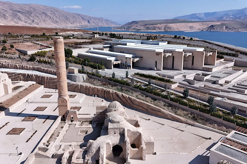 12 bin yıllık tarih tek çatı altında: Hasankeyf müzesi ziyarete açıldı