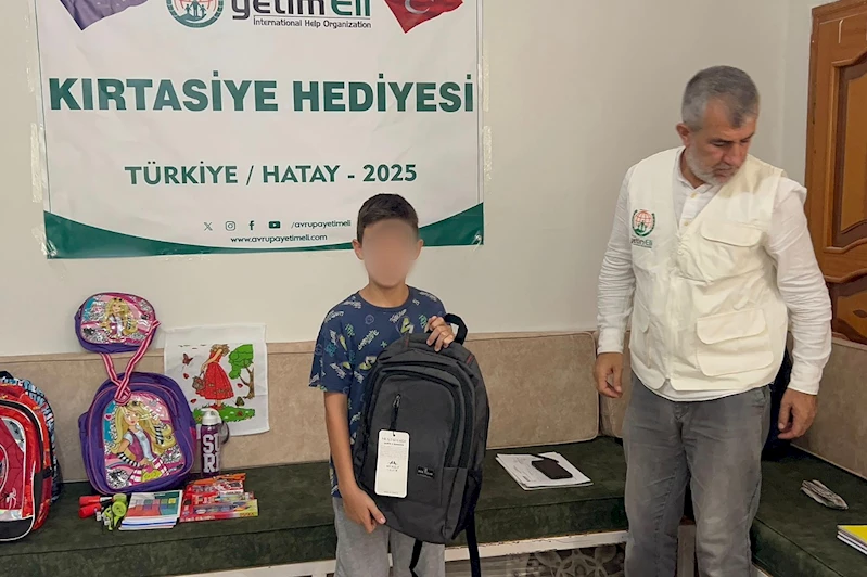 Avrupa Yetim Eli’nden deprem bölgesindeki öğrencilere kırtasiye desteği