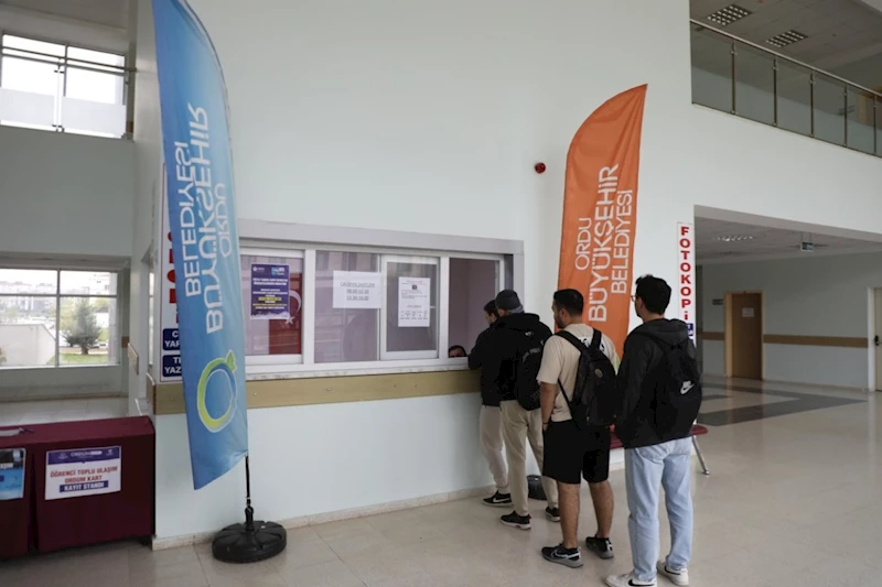 Öğrencilerin Yanında: Büyükşehir Belediyesi