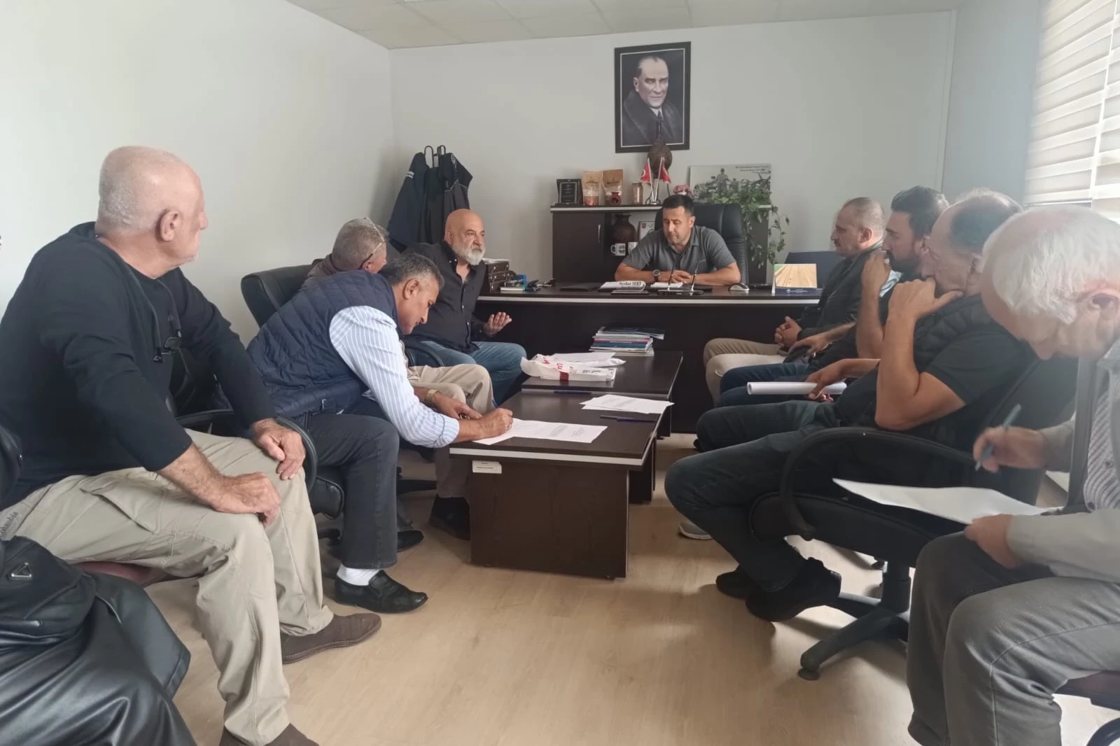 Bilecik Pazaryeri’nde muhtarlara 