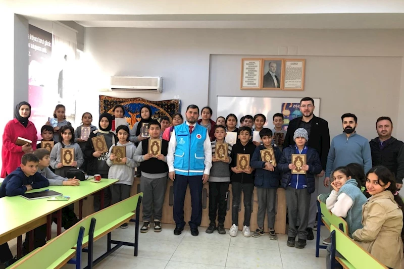 Kur’an-ı Kerim dersini seçen öğrencilere TDV